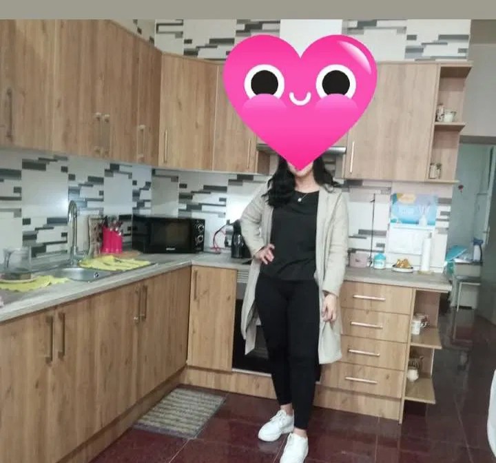 Raquel española muy completa en Elche