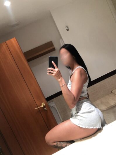Gabriela jovencita de 23 años en Benidorm
