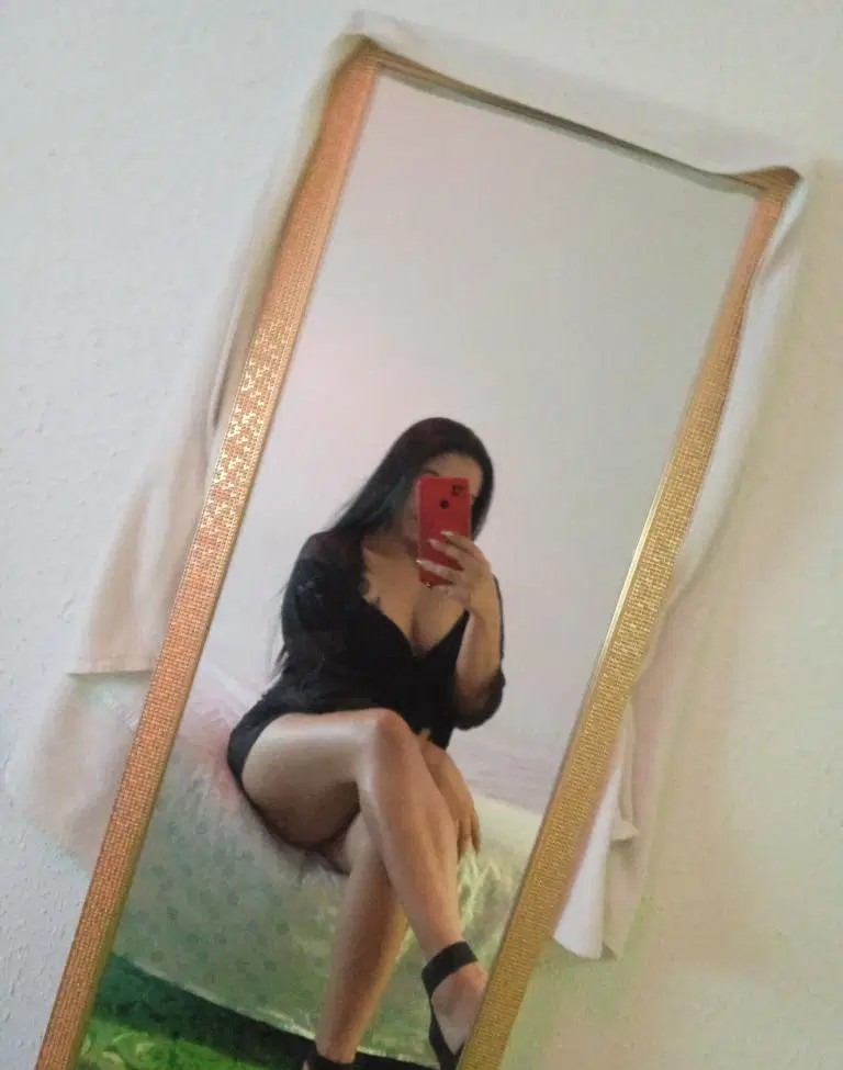 Jovencita de lujo en Alcoy