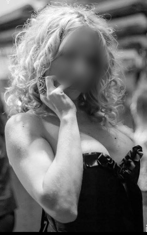 NOVEDAD ESPAÑOLA MUY SENSUAL GUAPA